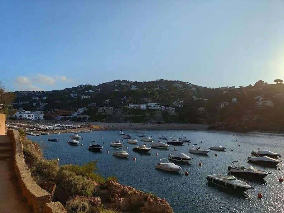 Piso Reformado A Pie De Playa Sa Riera Begur Apartman 0*,
